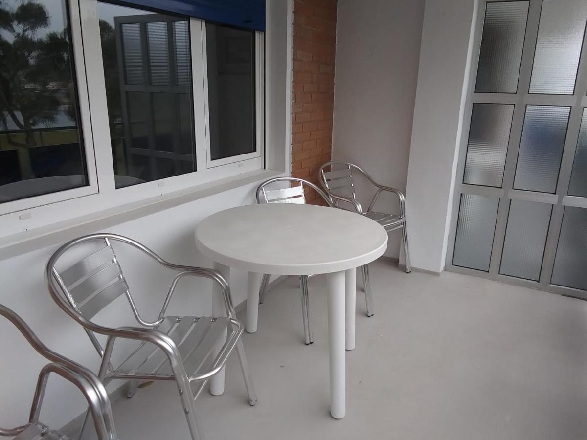 Playa Del Puntal I Villaviciosa Primera Linea Playa Apartment *